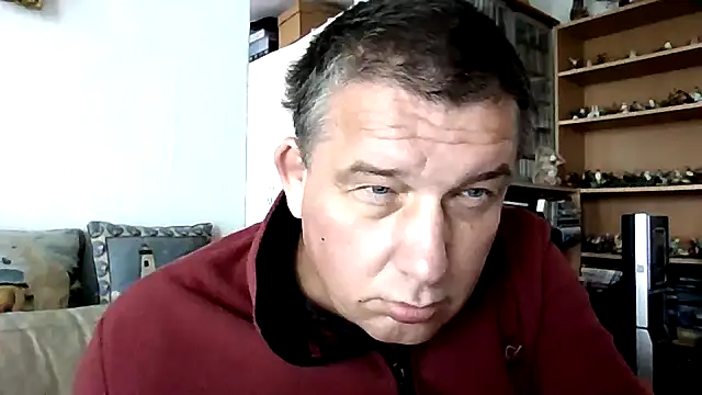 Snapshot of GrandpasDadBulg chatting on October 1, 1:28 pm GrandpasDadBulg online show from October 1, 1:28 pm