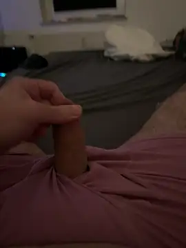 Mo 2003 online show from February 18, 9:20 pm