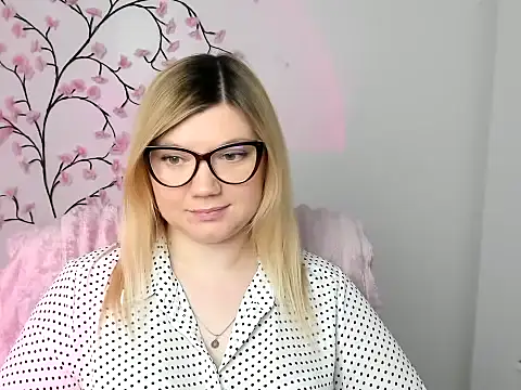 Lola moree online show from January 12, 1:05 pm