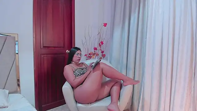 Snapshot of RebecaSanderss chatting on February 1, 3:18 pm RebecaSanderss online show from February 1, 3:18 pm