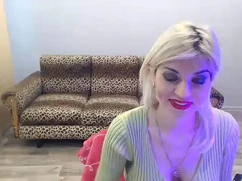 SexyBeatriice online show from January 10, 7:21 am