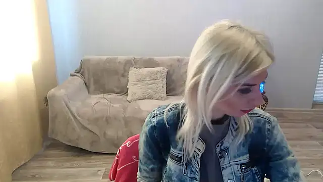 SexyBeatriice online show from February 4, 7:14 am