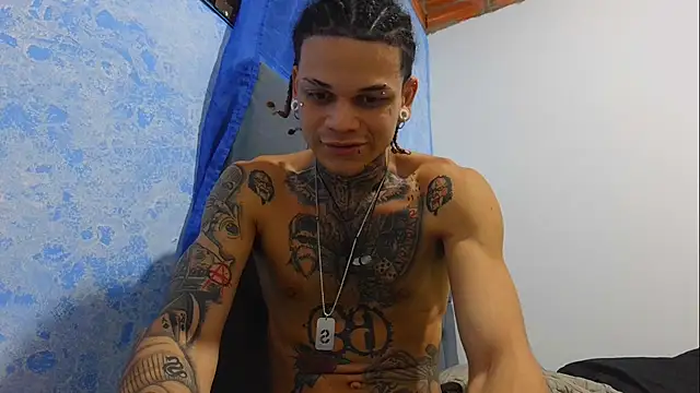 hot man05 online show from December 21, 11:34 pm