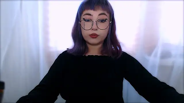 Snapshot of purplewitch chatting on December 16, 8:08 am purplewitch online show from December 16, 8:08 am