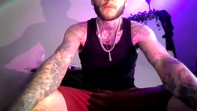 cruz815 online show from June 5, 3:46 am
