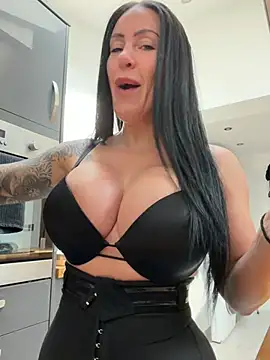 goddess-harper online show from July 28, 8:32 am