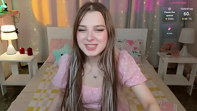 kaisajenner online show from June 15, 3:14 pm
