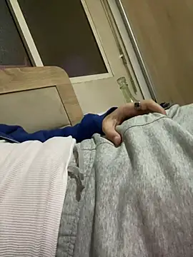 Daady tuurk online show from February 3, 8:35 pm