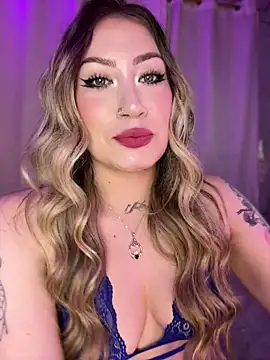 Lally Valencia   online show from July 16, 8:31 am