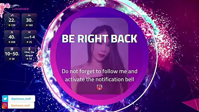 Snapshot of princess0303 chatting on December 20, 8:43 am princess0303 online show from December 20, 8:43 am