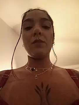 Snapshot of Pantaneirasexy chatting on June 23, 2:31 am Pantaneirasexy online show from June 23, 2:31 am
