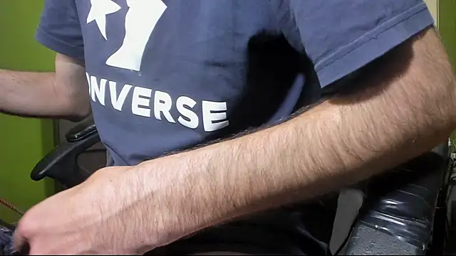 BigCumShoot online show from May 24, 6:40 am