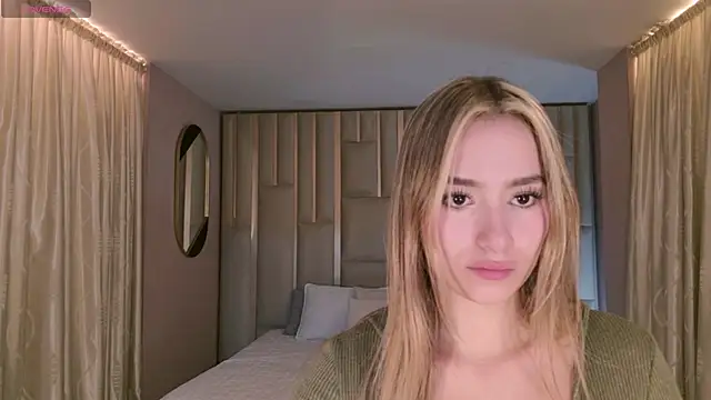 Snapshot of AmaiaHaywood chatting on January 13, 4:51 am AmaiaHaywood online show from January 13, 4:51 am