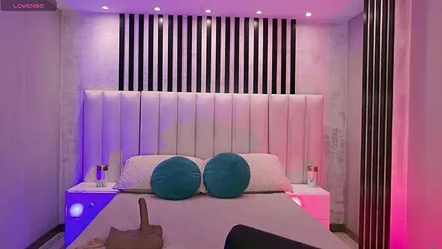 Snapshot of AmaiaHaywood chatting on January 15, 3:22 am AmaiaHaywood online show from January 15, 3:22 am