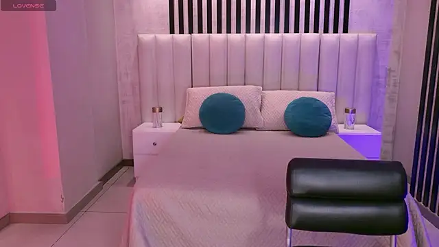 Snapshot of AmaiaHaywood chatting on January 16, 4:16 am AmaiaHaywood online show from January 16, 4:16 am