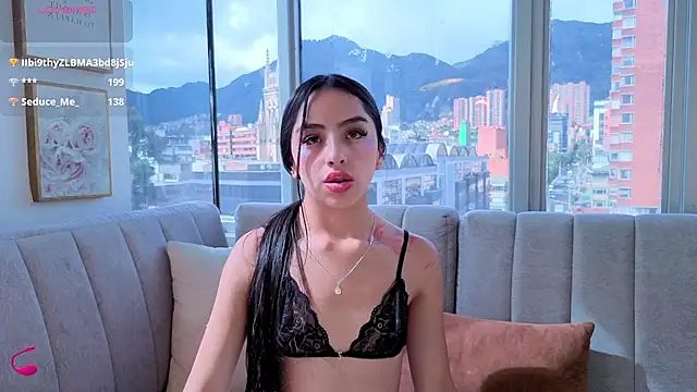 Daphne chers online show from January 15, 7:50 pm