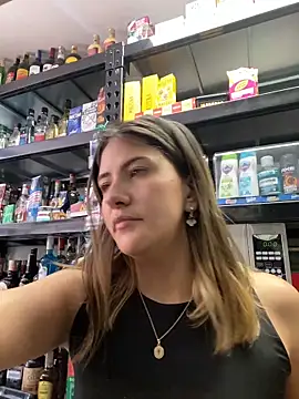 Andrea18 blonde online show from May 22, 5:18 pm