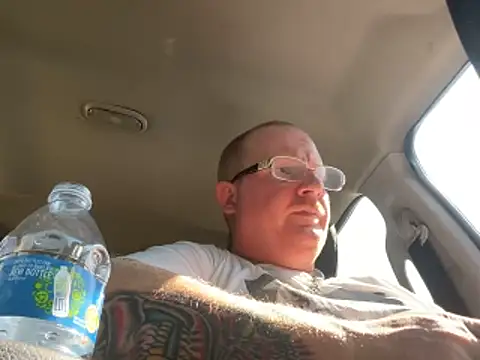 Snapshot of ClimbedCaelum chatting on March 1, 5:48 pm ClimbedCaelum online show from March 1, 5:48 pm