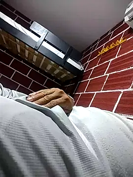 EL MATACULO1 online show from May 14, 4:19 am