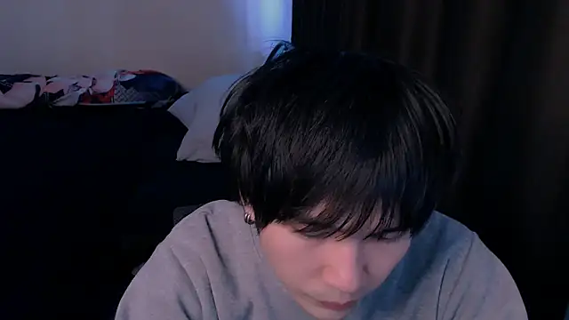 Snapshot of rennnuts chatting on January 12, 11:26 am rennnuts online show from January 12, 11:26 am