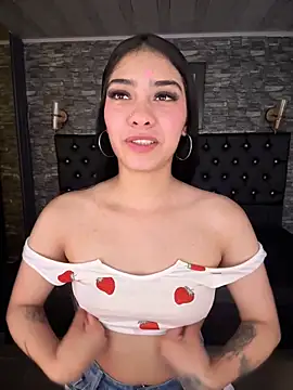 TayylorSexx online show from June 18, 5:30 am