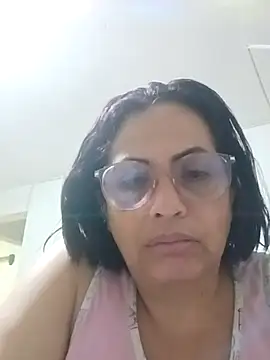 Snapshot of GochitaWild chatting on December 15, 4:44 pm GochitaWild online show from December 15, 4:44 pm