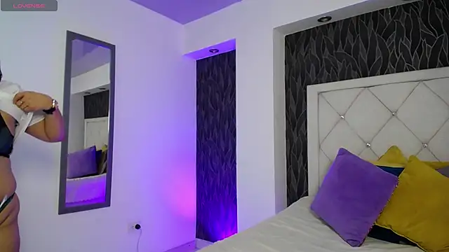 Snapshot of GochitaWild chatting on February 15, 2:47 pm GochitaWild online show from February 15, 2:47 pm