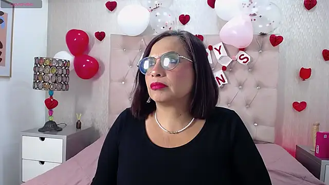 Snapshot of GochitaWild chatting on February 16, 8:38 pm GochitaWild online show from February 16, 8:38 pm