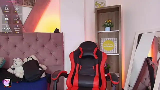 PepperTwink online show from March 7, 4:15 pm