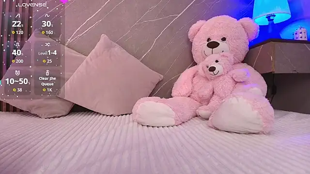 ariana jhonson1 online show from February 5, 12:10 pm