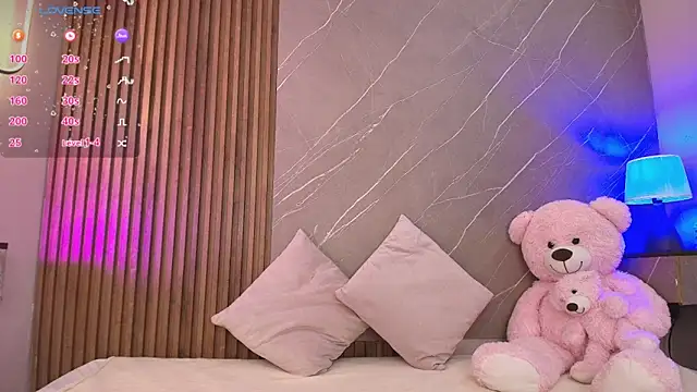 ariana jhonson1 online show from March 4, 12:22 pm