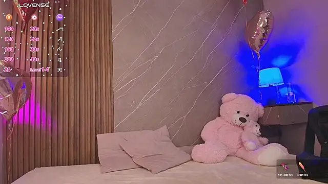 ariana jhonson1 online show from April 3, 12:36 pm