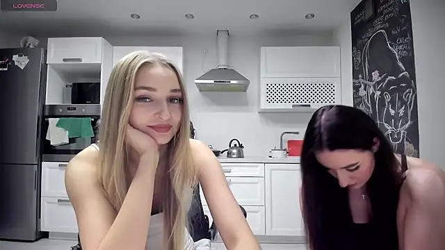 lisenok online show from July 6, 9:17 pm