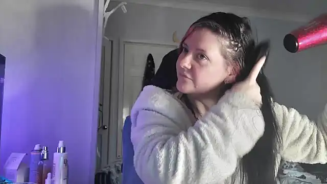 AureliaXOX online show from January 15, 10:20 am