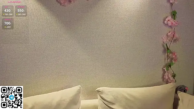 Anadeyaaa online show from February 9, 10:14 pm