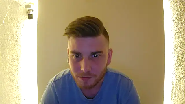 Foxtrott 242 online show from April 30, 11:31 pm
