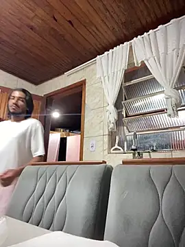 Mineirinho043 online show from February 26, 1:26 am