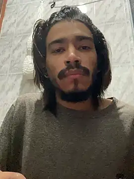 Mineirinho043 online show from May 31, 11:50 pm