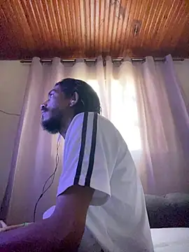 Snapshot of Mineirinho043 chatting on June 30, 2:07 pm Mineirinho043 online show from June 30, 2:07 pm