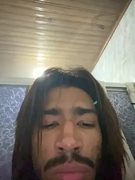Snapshot of Mineirinho043 chatting on July 12, 3:03 pm Mineirinho043 online show from July 12, 3:03 pm