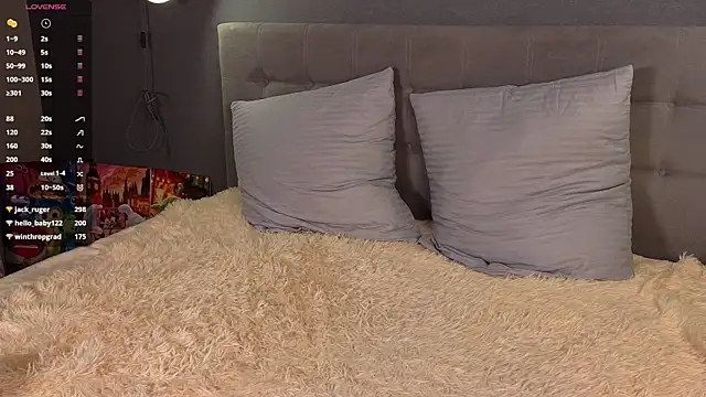 soft babe online show from March 8, 9:40 pm