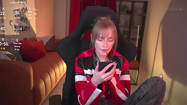 KiraMontoya online show from January 9, 2:42 pm