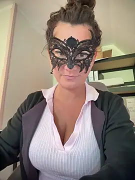 Loveblackzilla online show from March 17, 1:47 pm