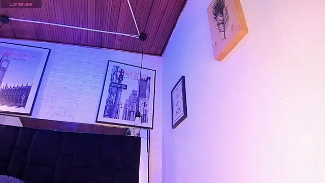 tylla  online show from November 11, 3:28 am