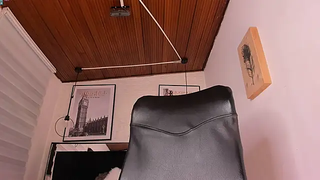 tylla  online show from January 13, 7:41 pm