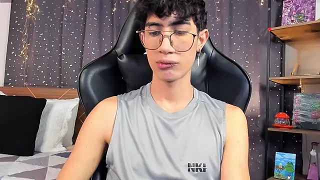 NovaaWheler online show from February 19, 12:55 pm