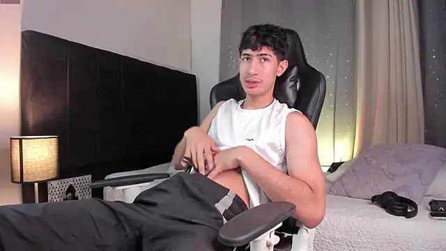 NovaaWheler online show from September 15, 4:07 pm