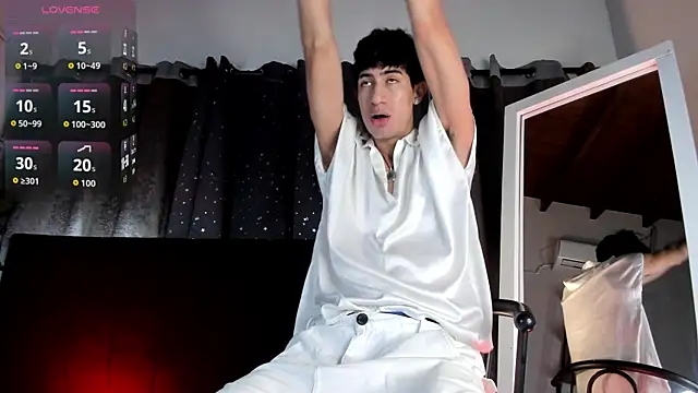 NovaaWheler online show from February 18, 11:39 am