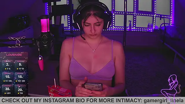 Gamergirl-Linela online show from October 5, 4:49 pm