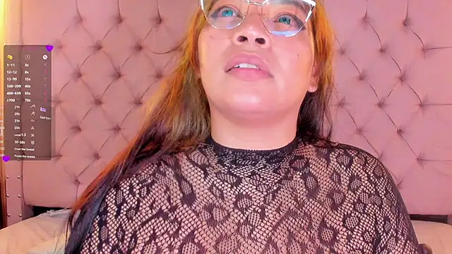 Sophia Brunett online show from February 20, 6:26 am